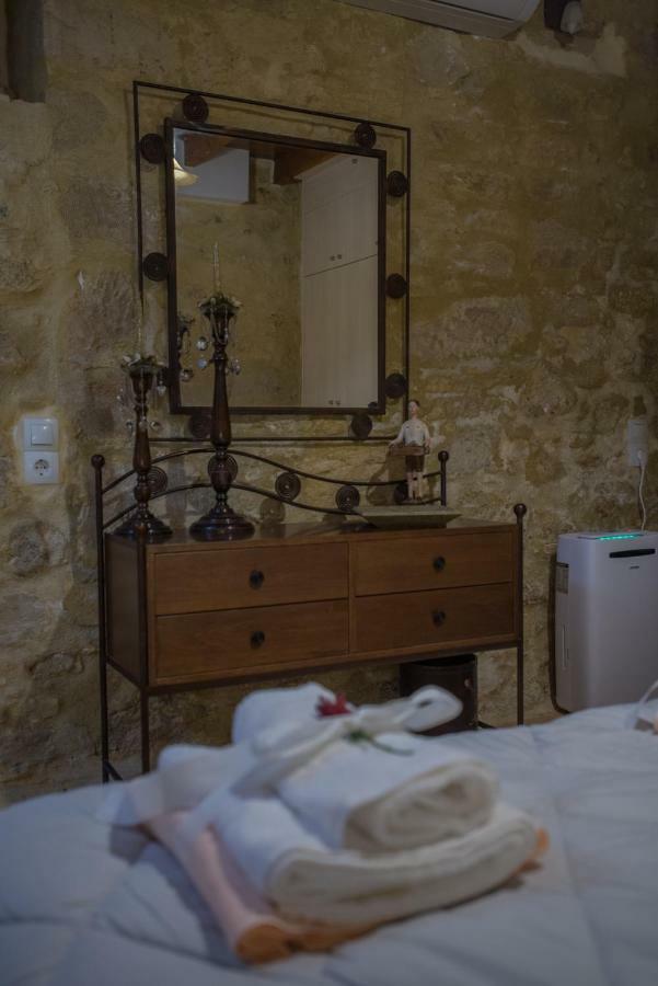 Villa Kamelia-Renovated Old House-South Crete Galiá Kültér fotó